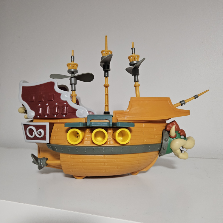 Super Mario Bowser Ship - photo 4