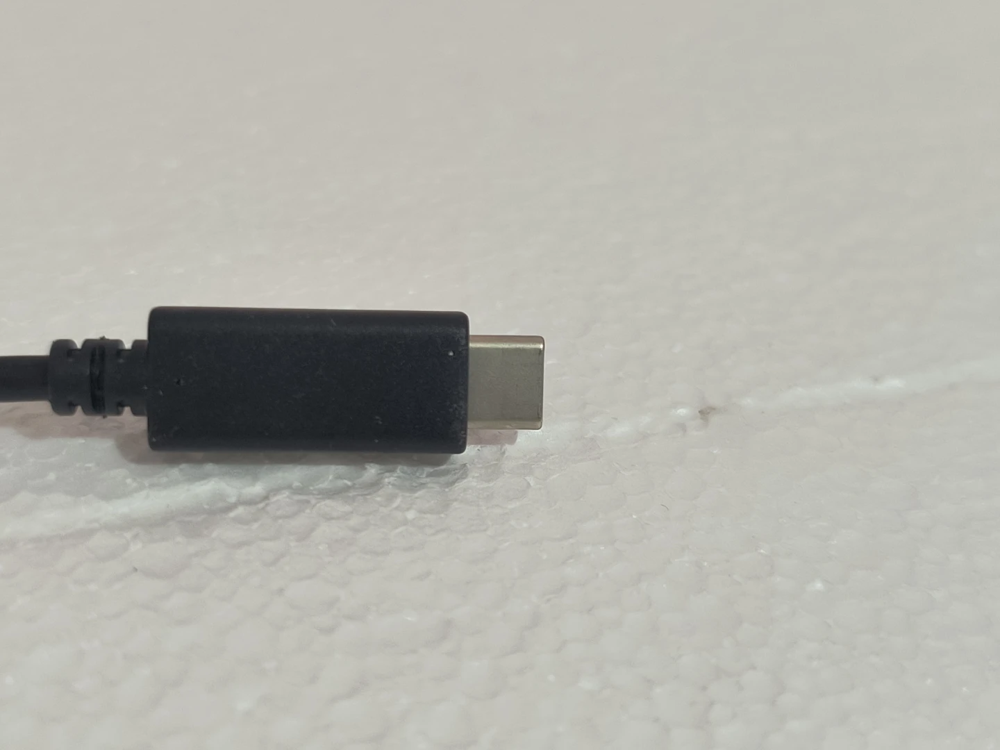 Lenovo USB-C to Ethernet Adapter / LAN Dongle - photo 3
