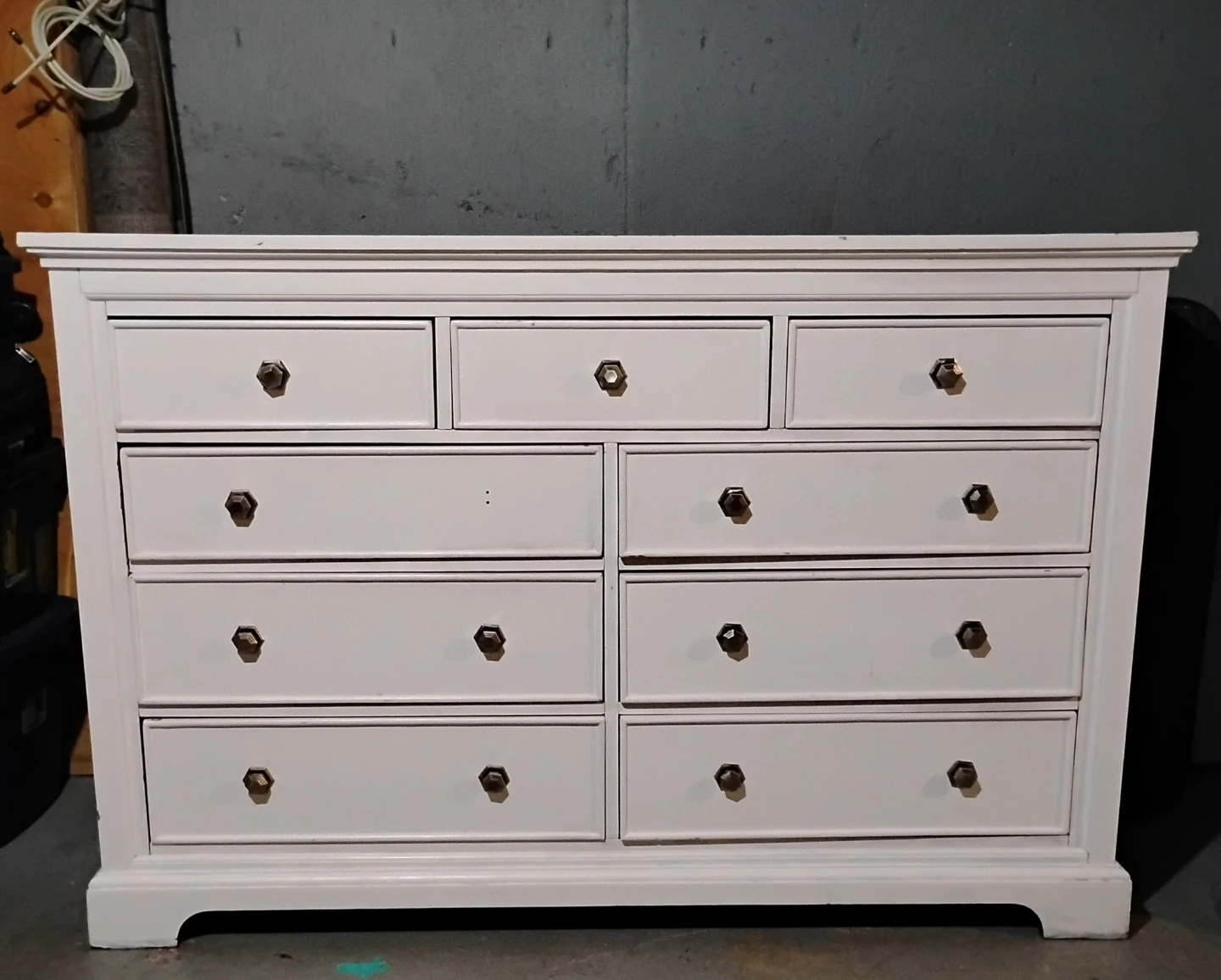 White 9-Drawer Dresser