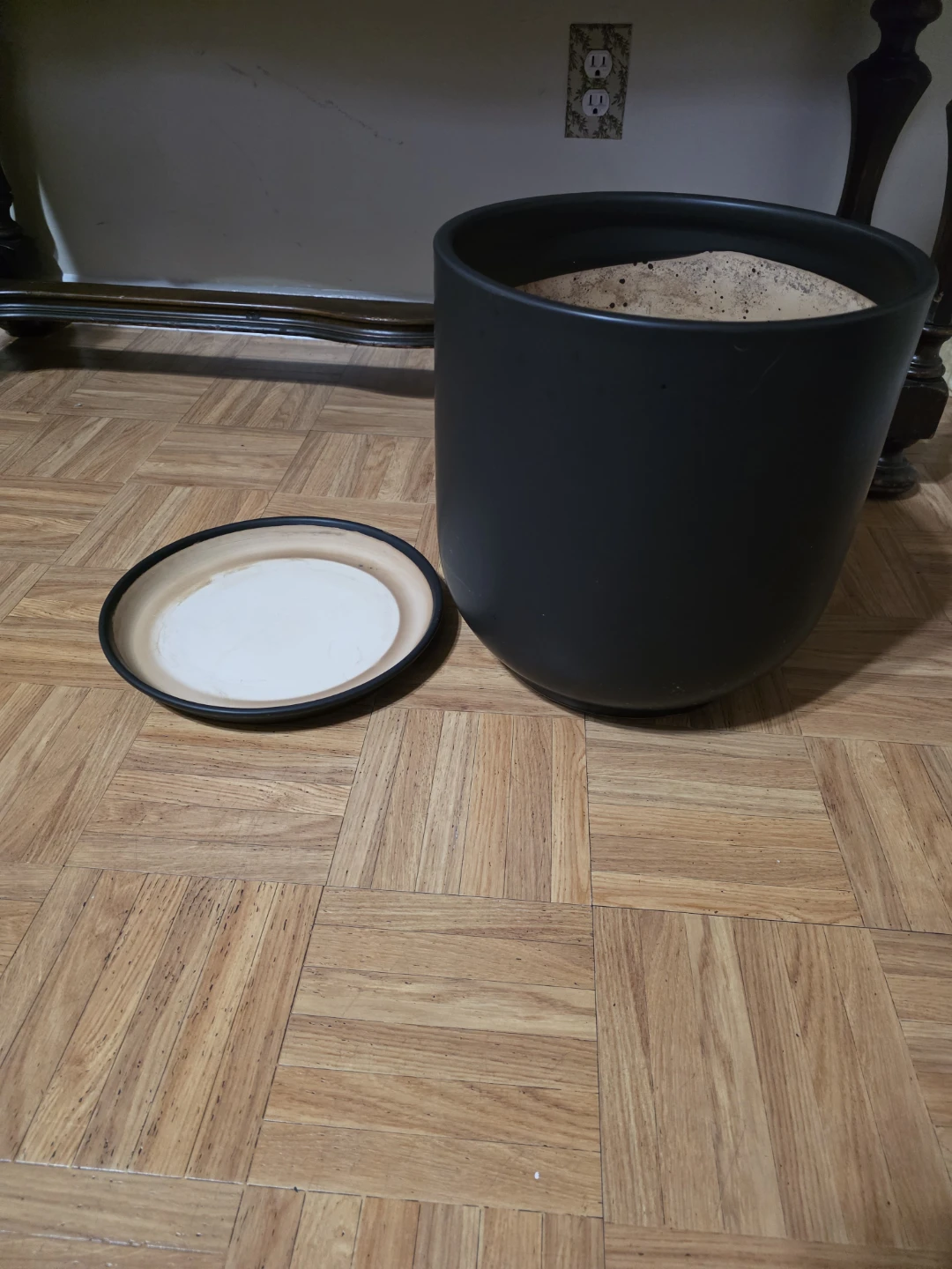 Black Ceramic Planter with Saucer - photo 2