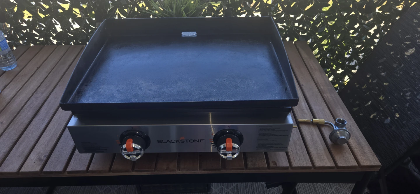 22" Blackstone Griddle with Carrying Bag and Propane Regulator - photo 3