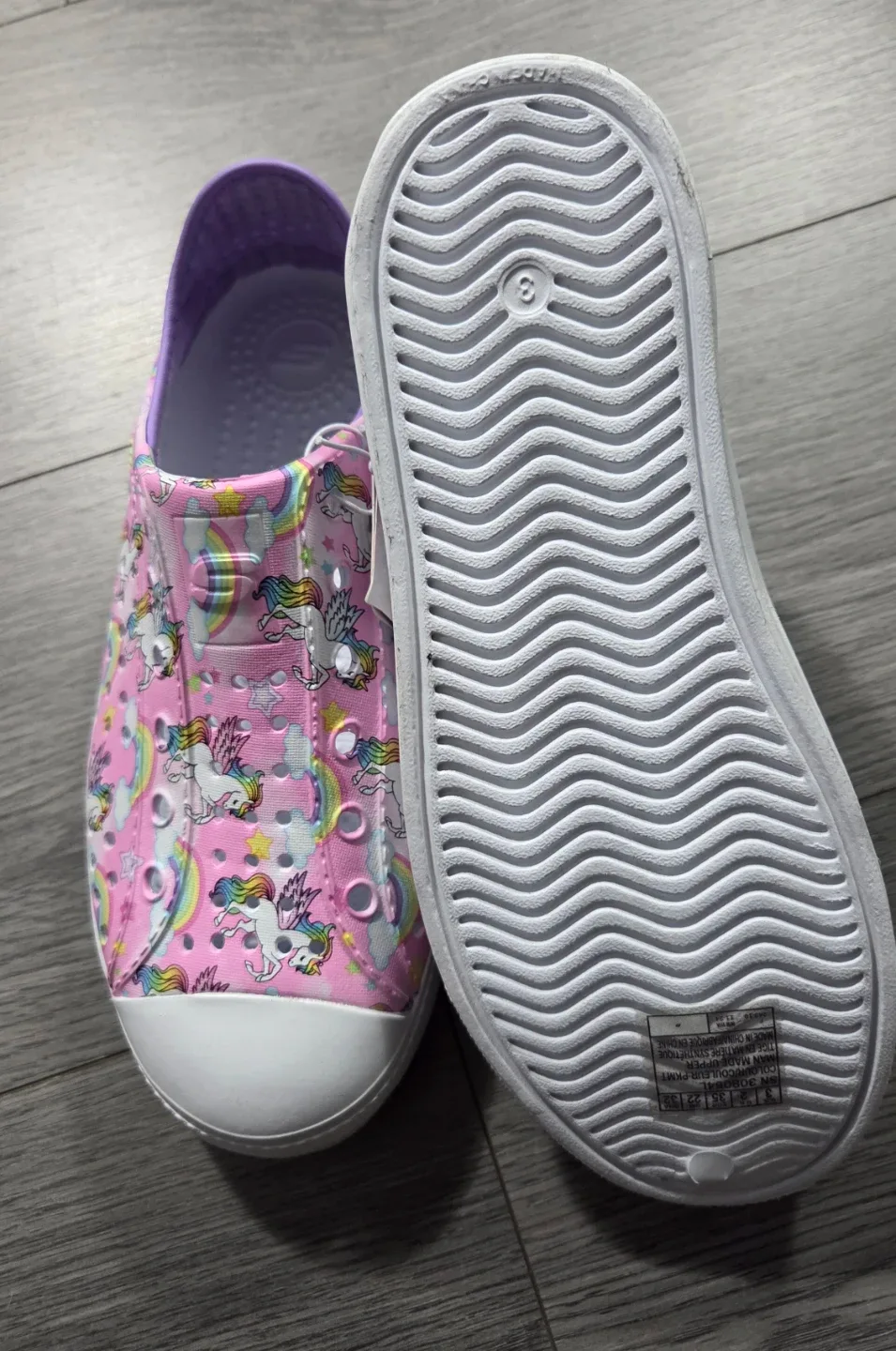 Skechers Kids Unicorn Rainbow Shoes Size 3 - photo 2