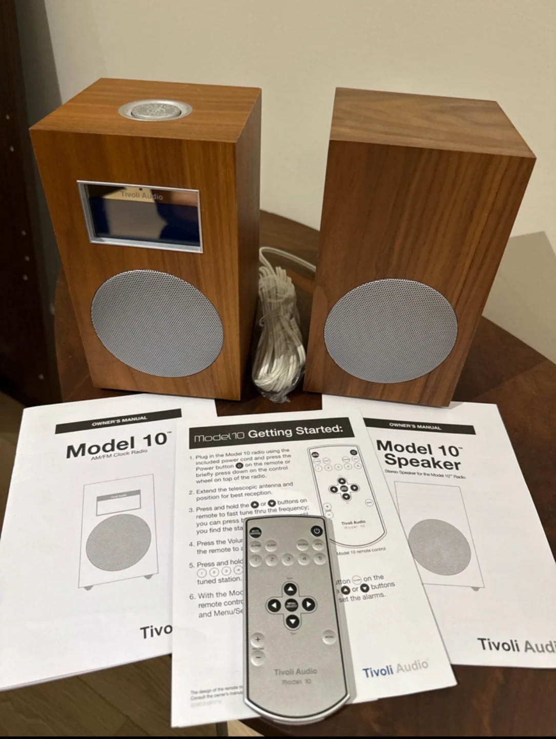 Tivoli Model 10 AM/FM Clock Radio, Walnut