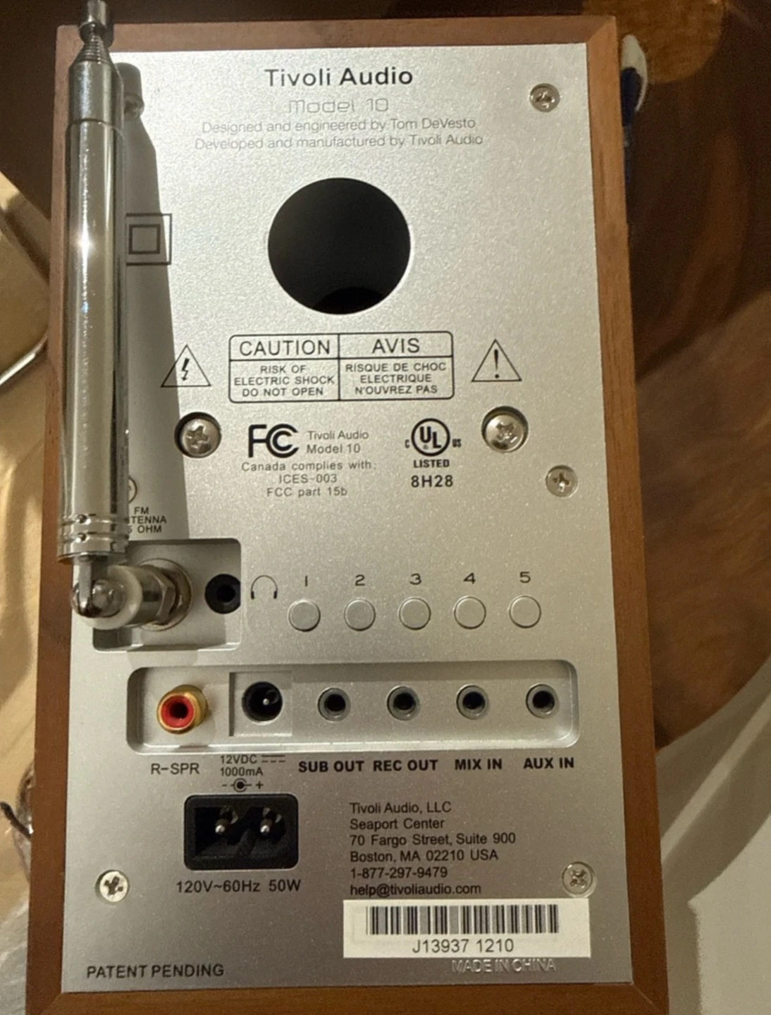 Tivoli Model 10 AM/FM Clock Radio, Walnut - photo 4