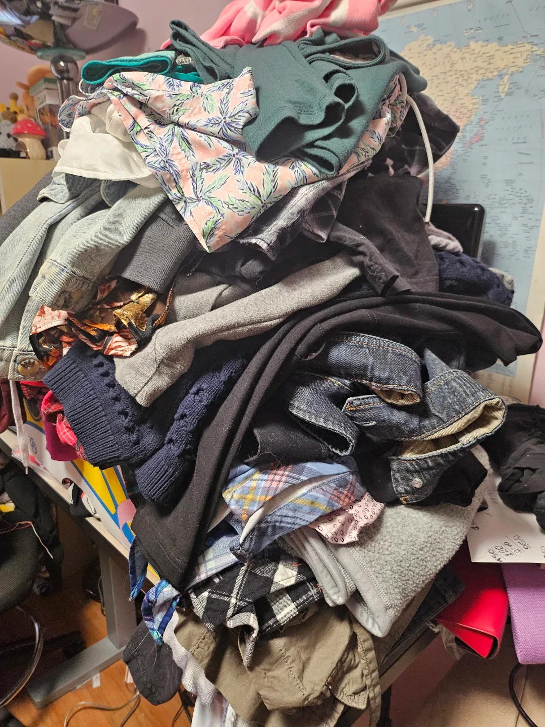 Size xs-s, Assorted girls  or Women's Clothing Bundle - photo 2