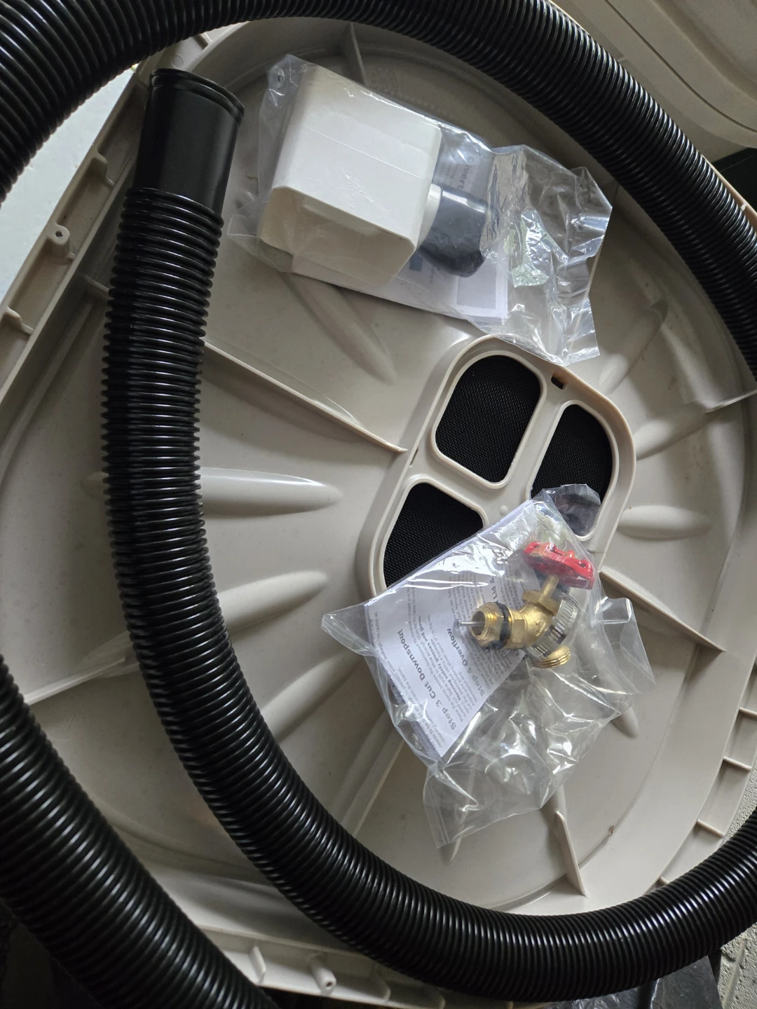 Brand New Complete Rain Barrel & Diverter Kit - photo 2