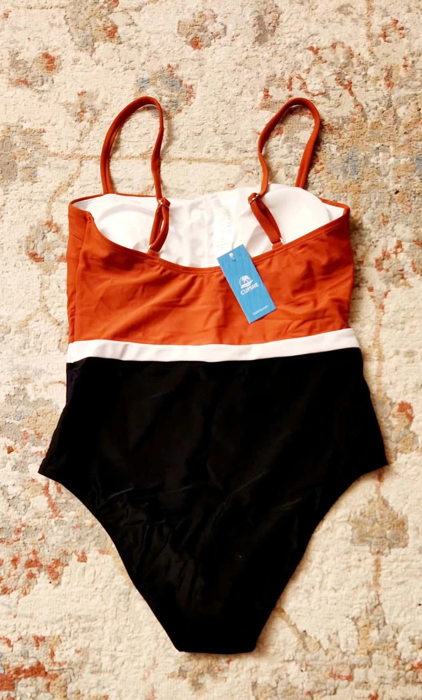 New One-Piece Swimsuit small - photo 2