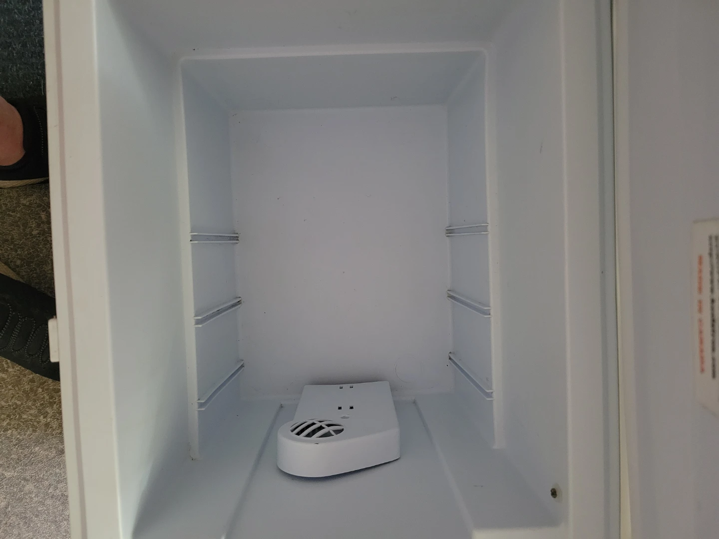 Plug in cooler - photo 2