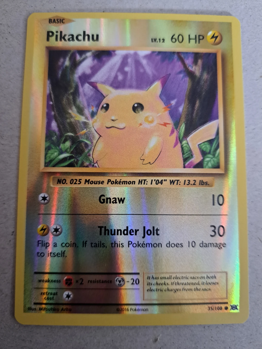 Pikachu 35/108 Evolutions- Reverse Holo