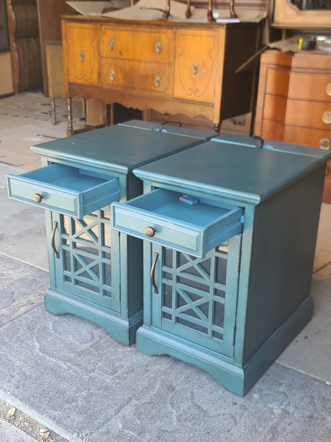 Pair of Teal Lattice Door Nightstands - photo 2