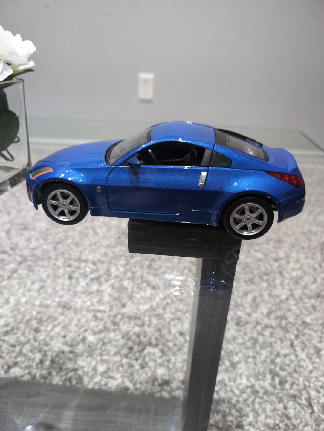 Nissan 350Z Toy Car - photo 4