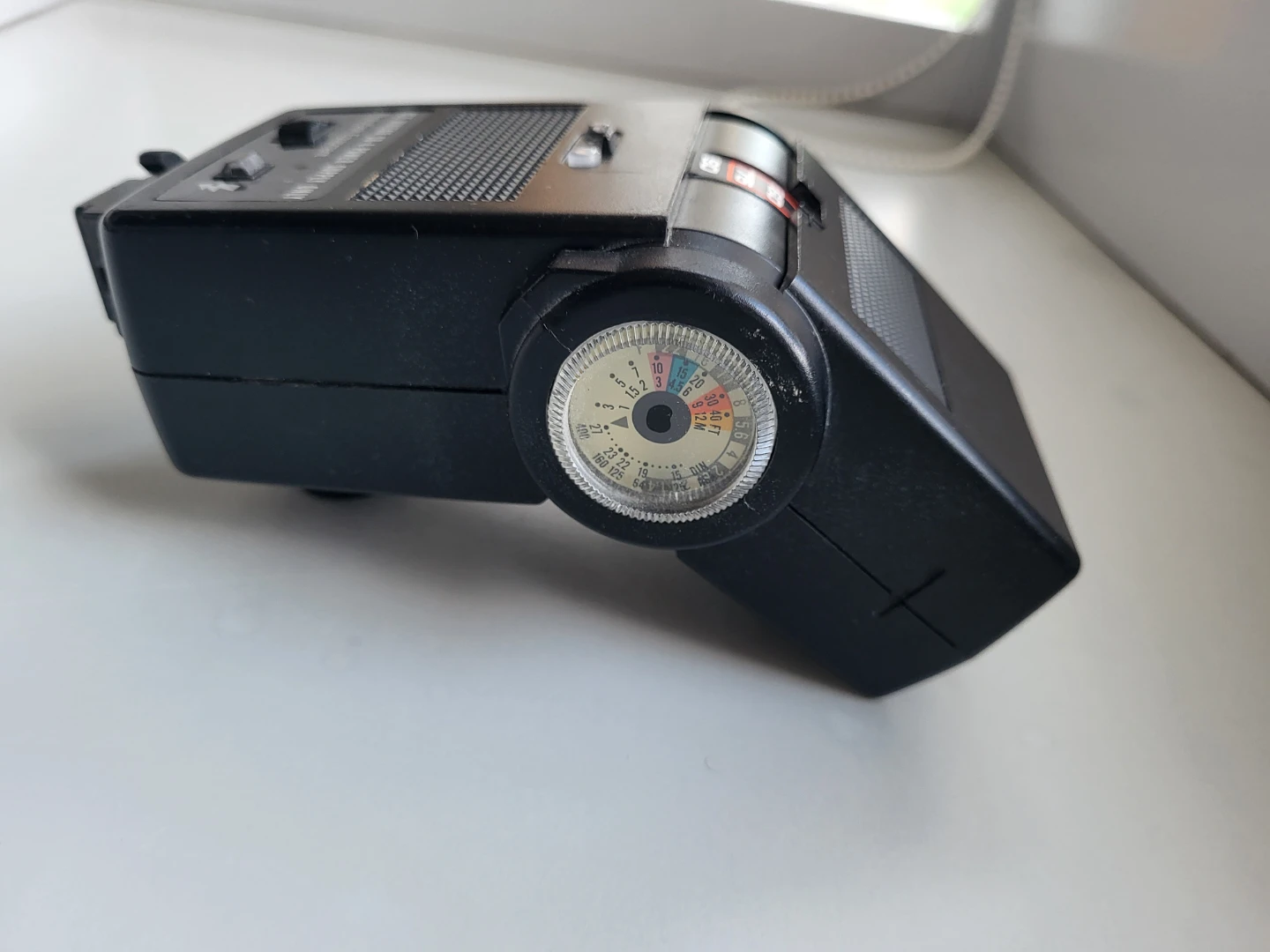 Vivitar 283 Auto Thyristor Flash Unit - photo 4