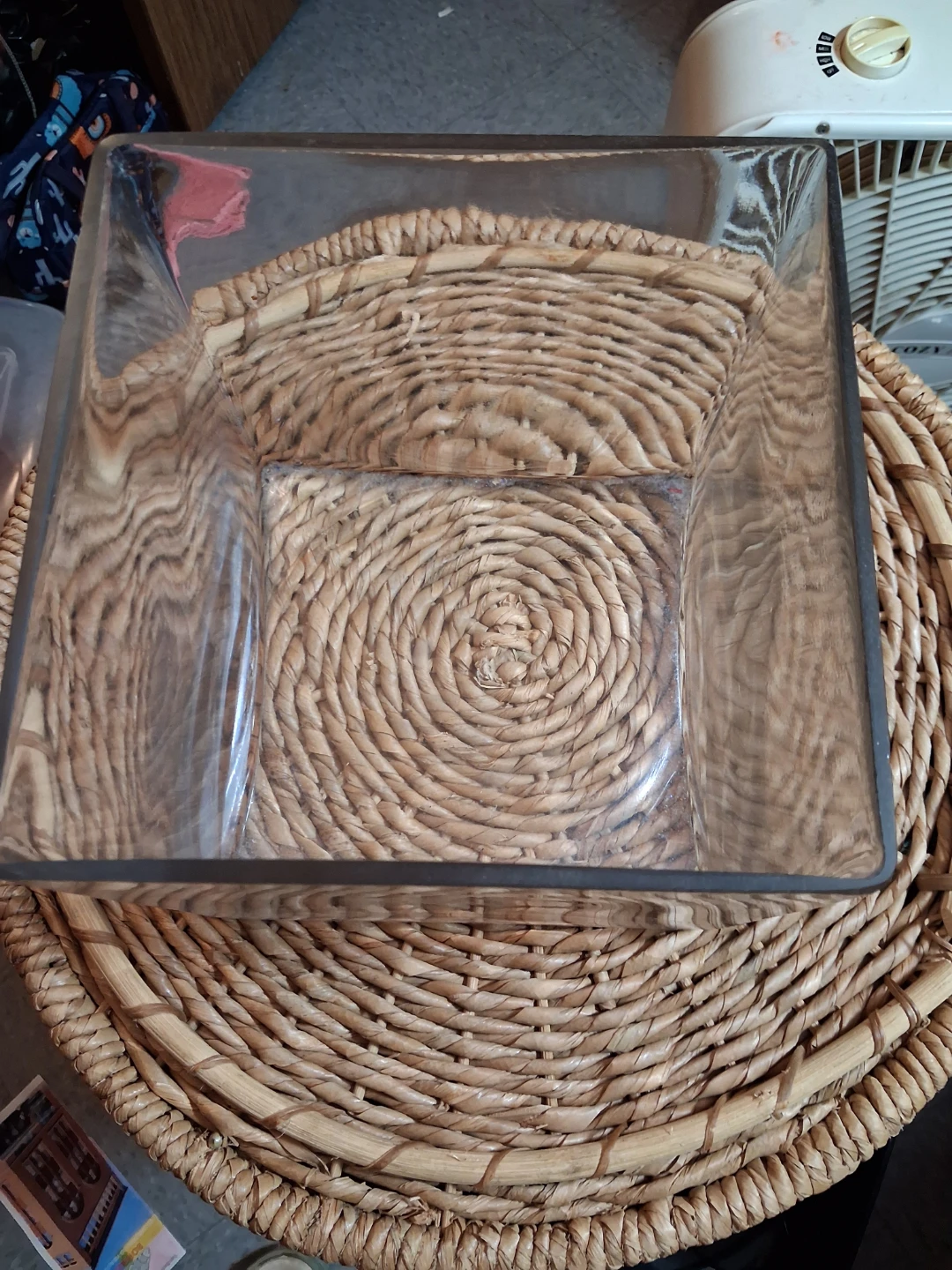 HEAVY LARGE SQUARE  GLASS FOR FLOWERS FOR ANYTHING - photo 2
