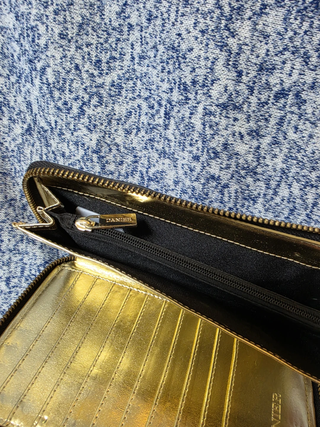 DANIER Black Zip-Around Wallet - photo 4