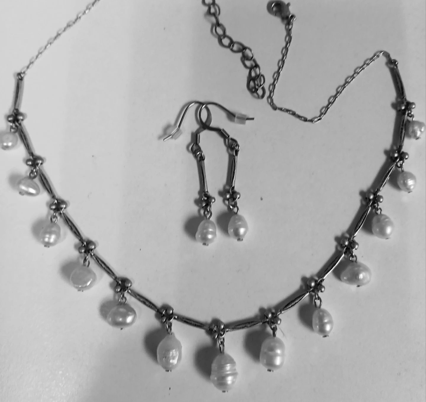 Pearl Necklace and Earring Set - photo 3