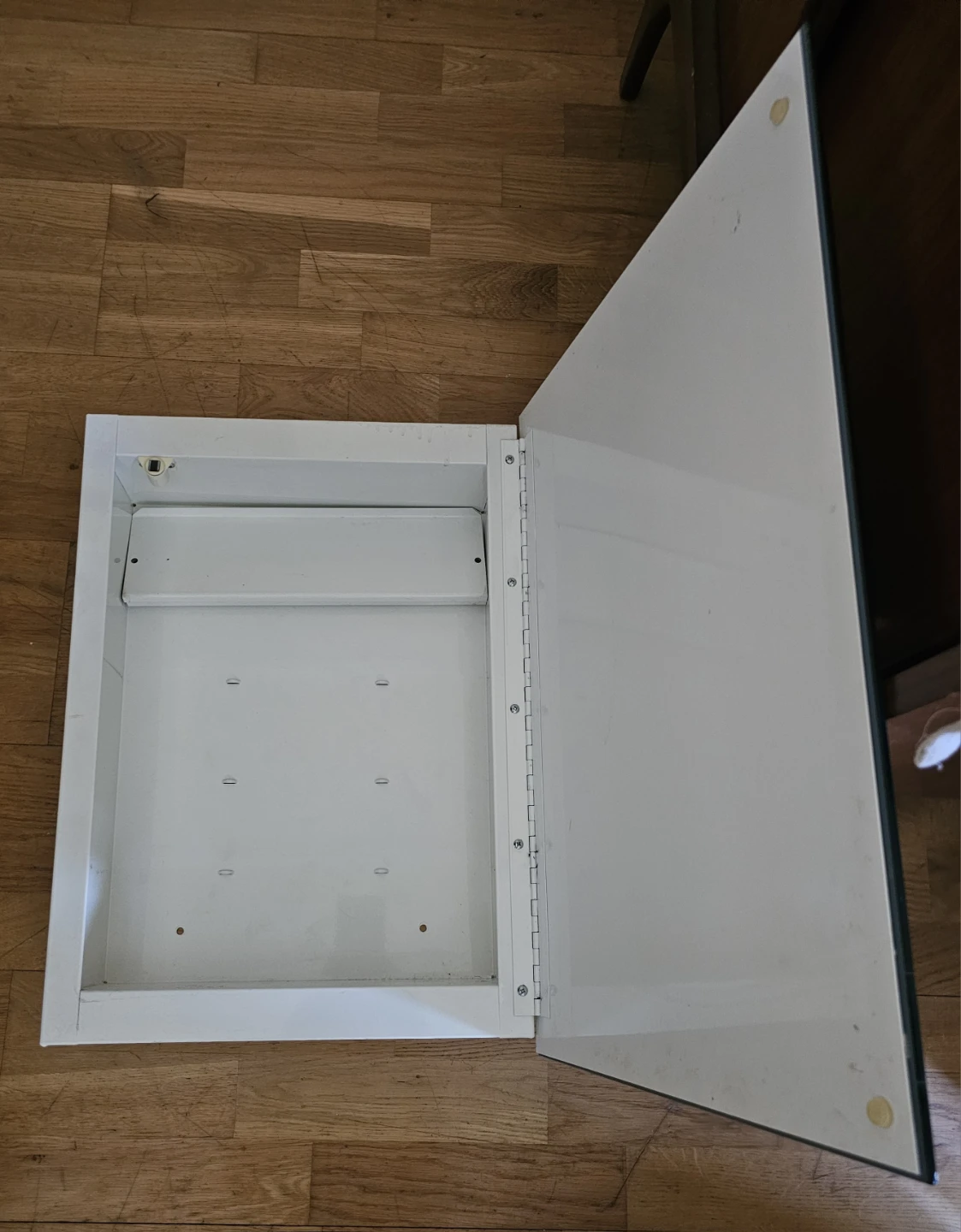 Medicine Cabinet with Mirrored Door - photo 2