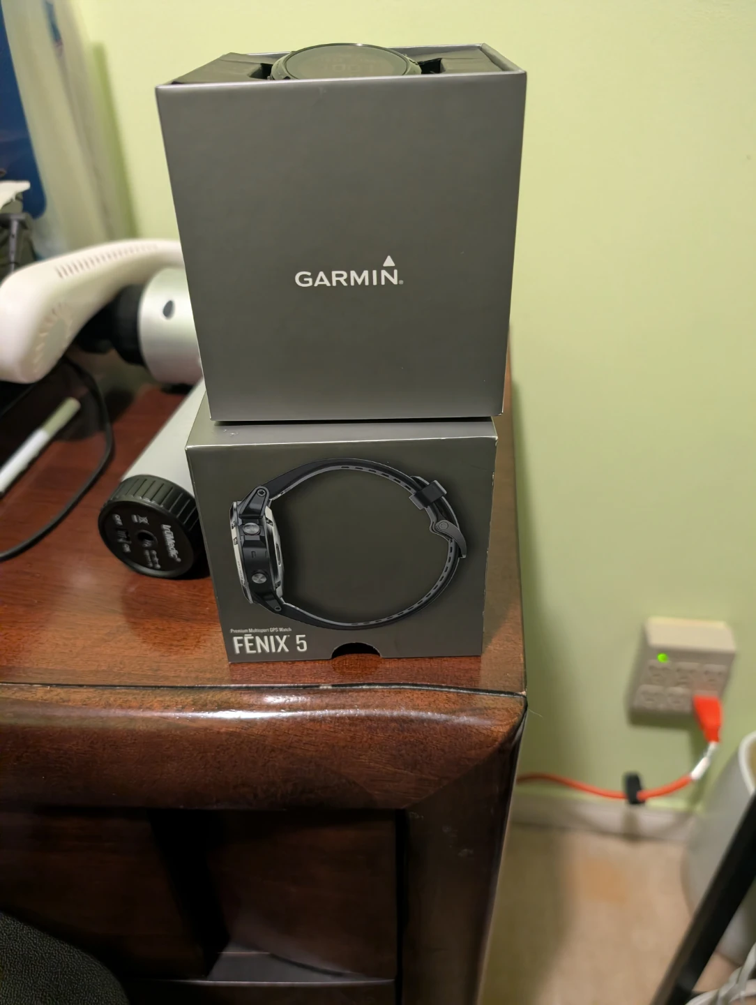 Garmin Fenix 5 fitness watch - photo 2
