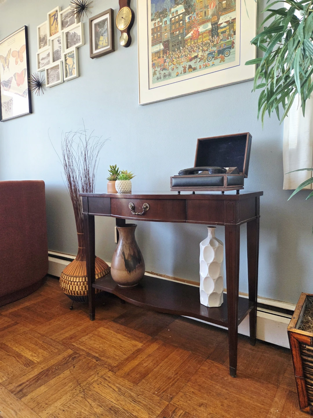 Vtg Solid Mahogany Single Drawer Console Table by Knechtel - photo 3