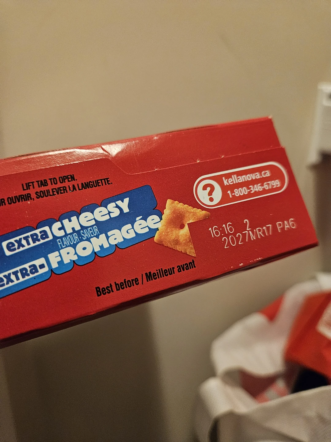 Cheez-It Extra Cheesy Baked Snack Crackers 200g - photo 2