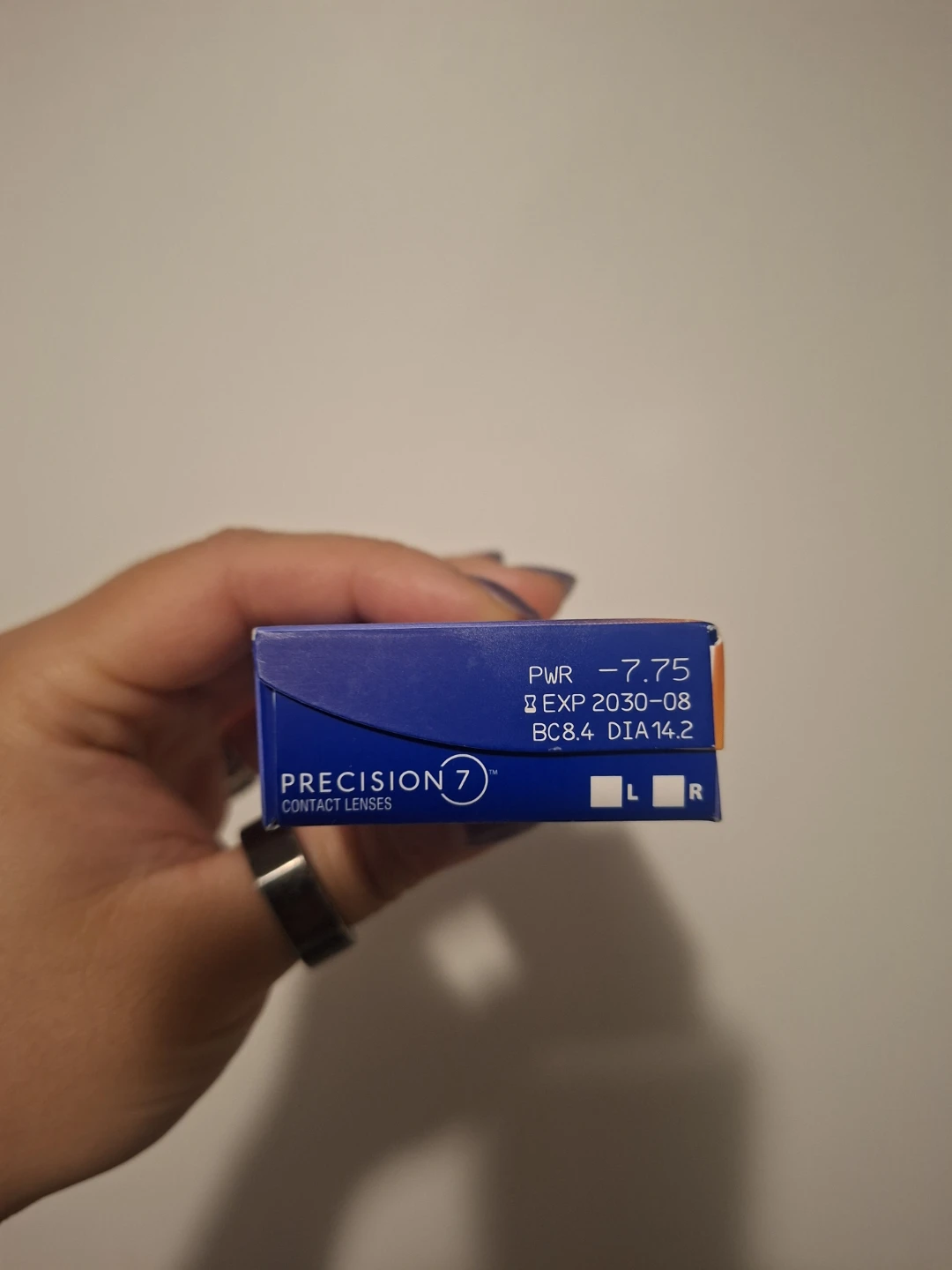 Alcon PRECISION7® Weekly Contacts (-7.75) - photo 3
