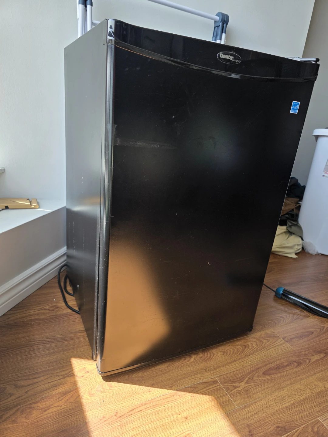 Danby Mini Fridge - photo 5