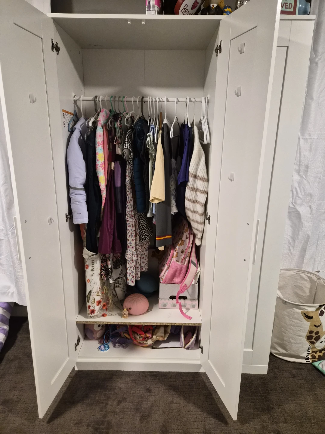 White 3-Door Wardrobe with Mirror - photo 5