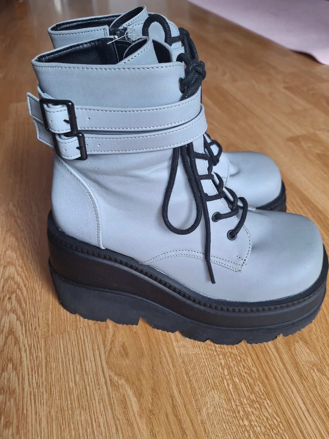 Demonia Shaker-52 Grey Reflective Platform Boots (Size 8) 🌌✨ - photo 3