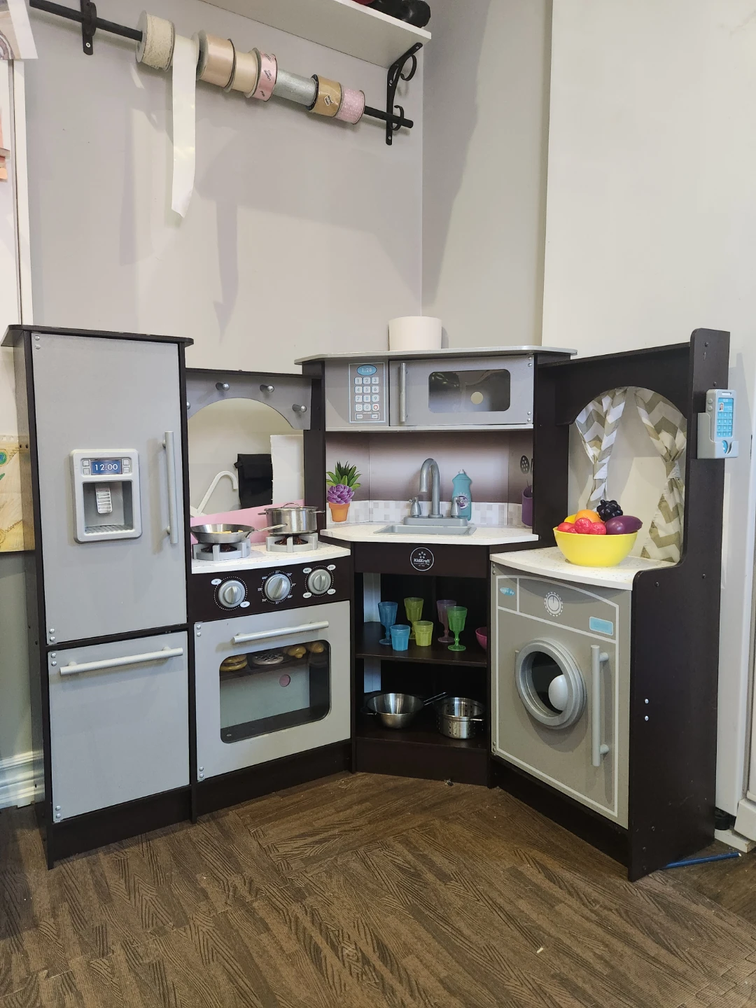 KidKraft Wooden Play corner  Kitchen with Accessories