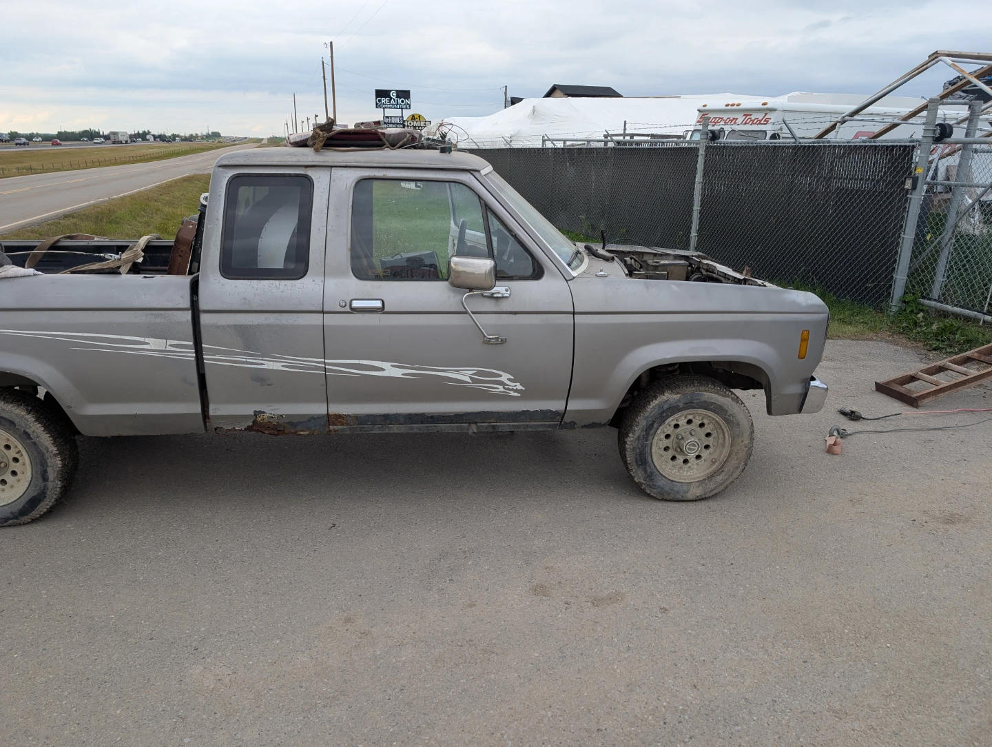 Parts; 86 Ranger xcab - photo 3