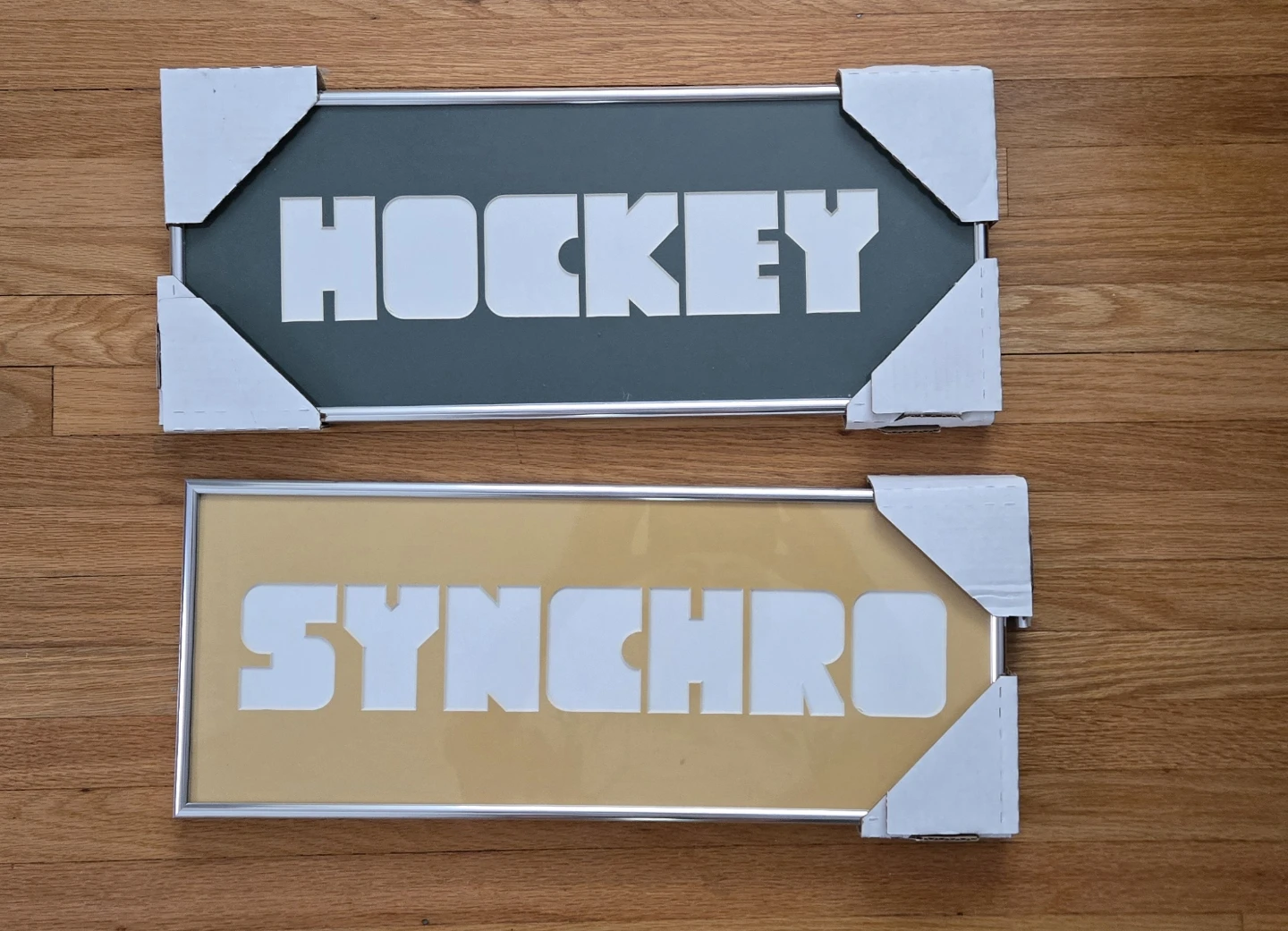 Hockey and Synchronized Picture Frames