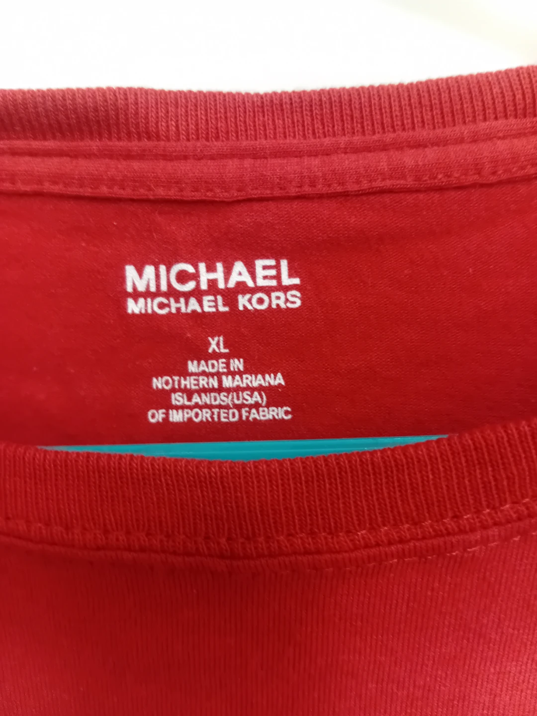 T-shirt Michael Kors rouge à logo MK - photo 3