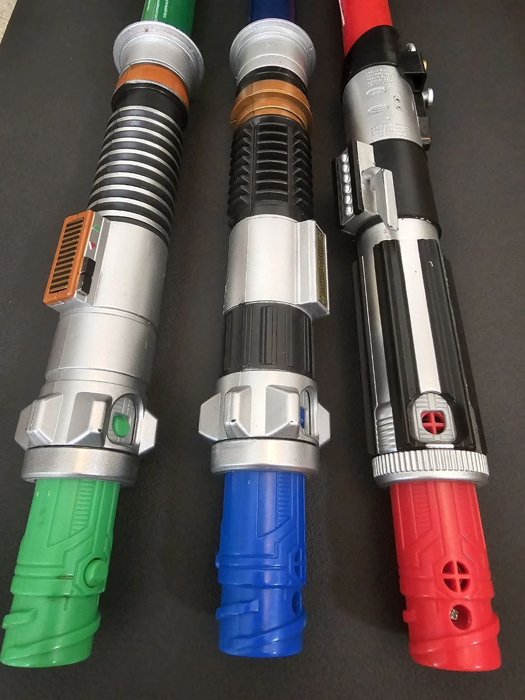HASBRO Electronic Lightsaber - photo 2