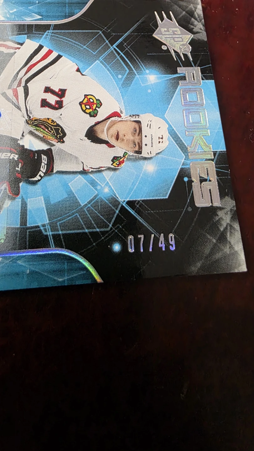 Kirby Dach 2019-20 SPx Rookies Autograph Hockey Card 07/49 - photo 3