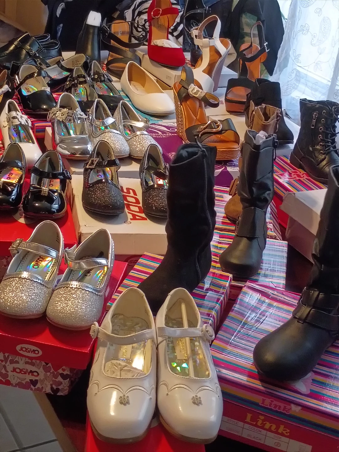Zapatillas de niña y de mujer - photo 2