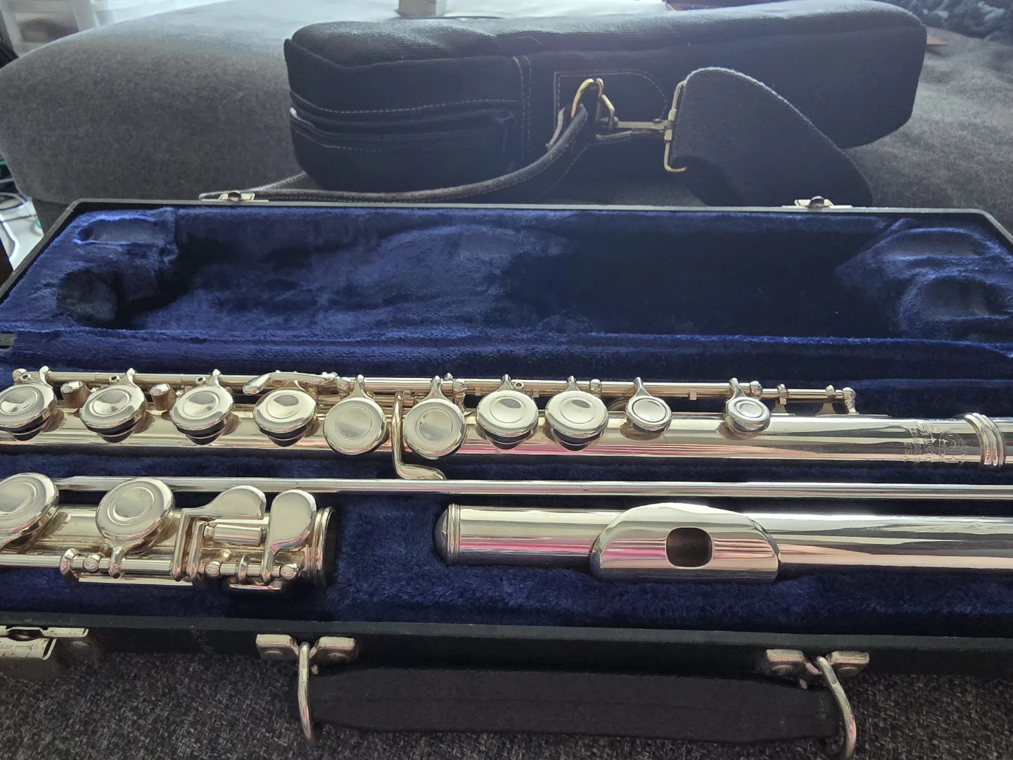 Emerson Flute with 2 Cases and Accessories - photo 4