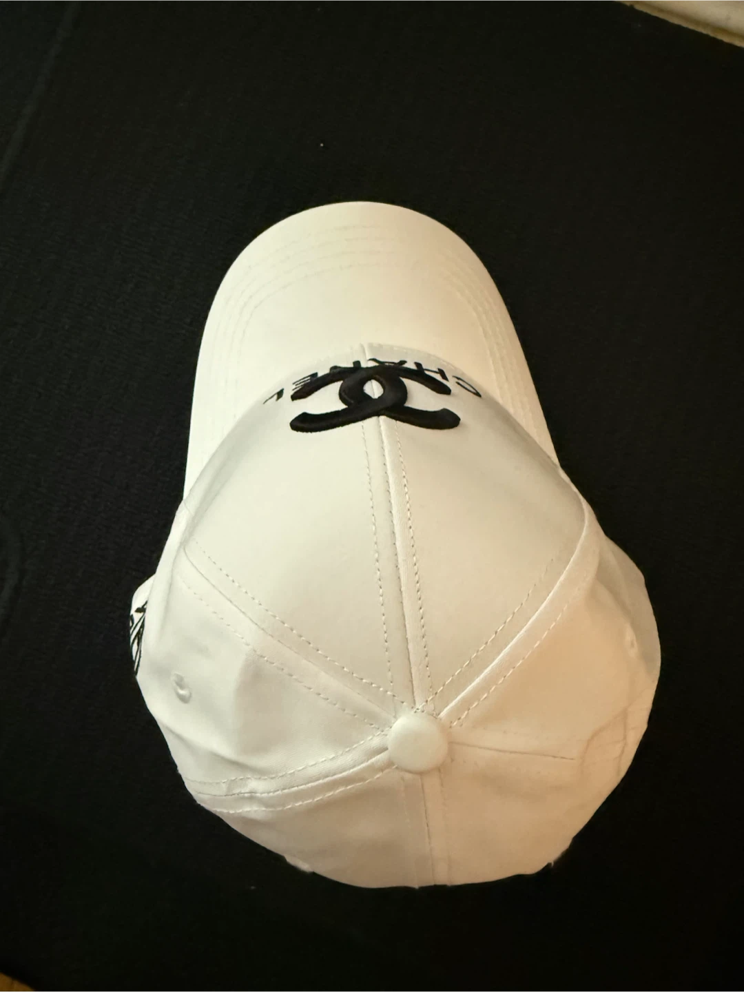 White CHANEL  Cap - photo 3