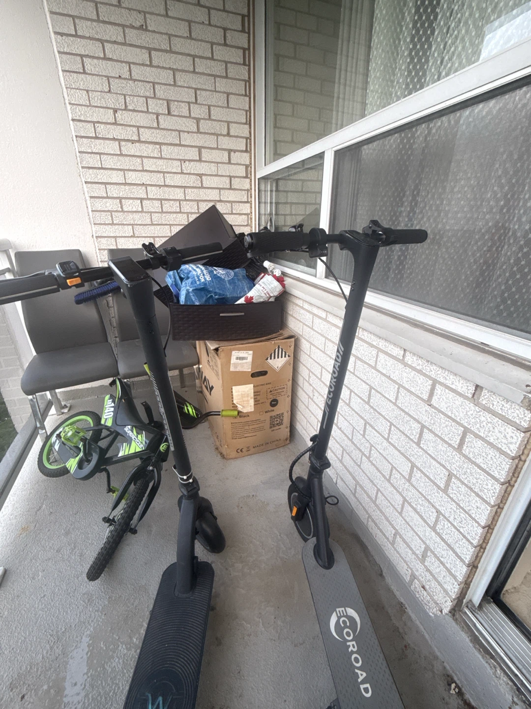 2 E-Scooters for Parts or Repair (Wheelspeed & Ecoroad)