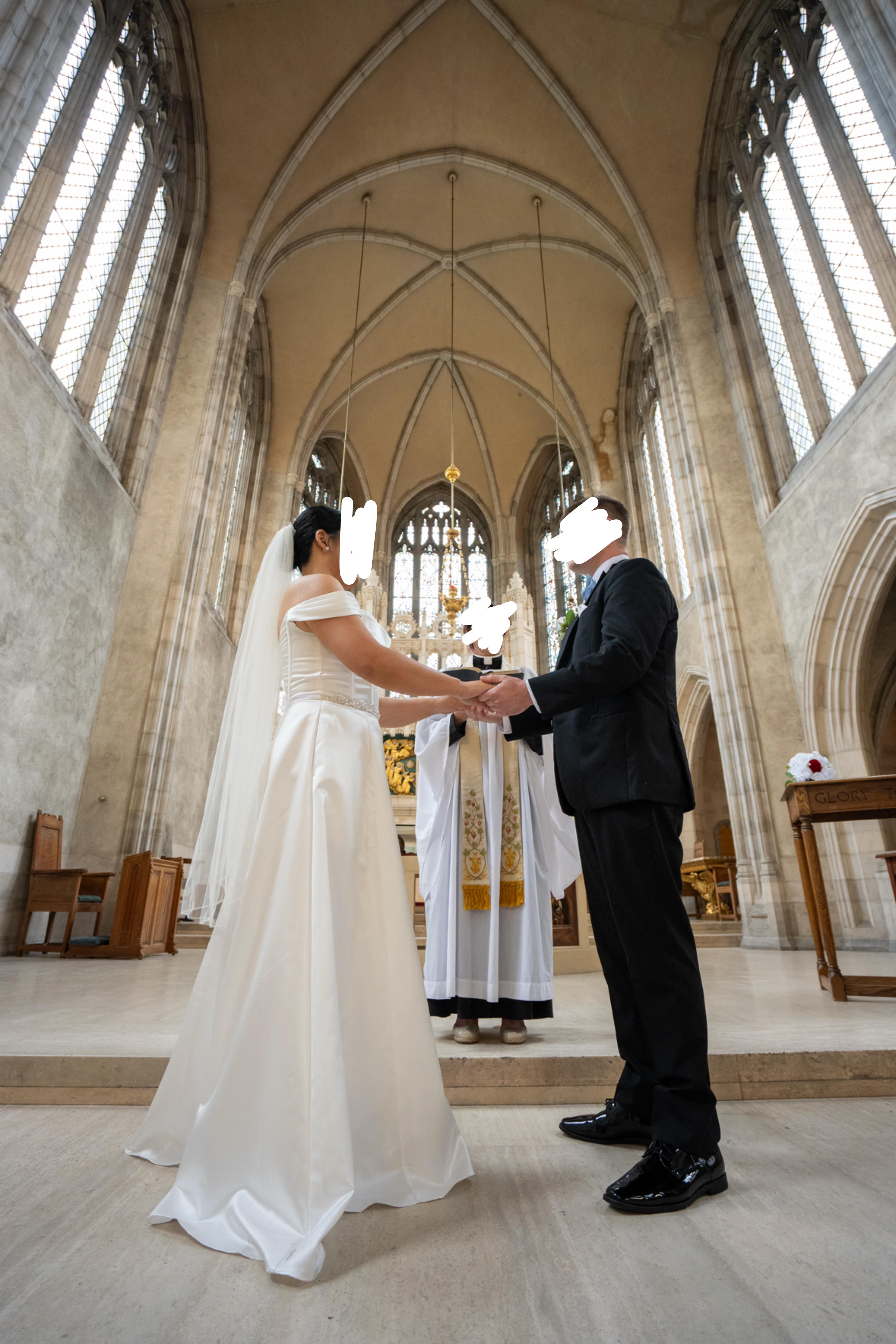 Wedding dress, veil, sash/belt, hair piece - photo 2