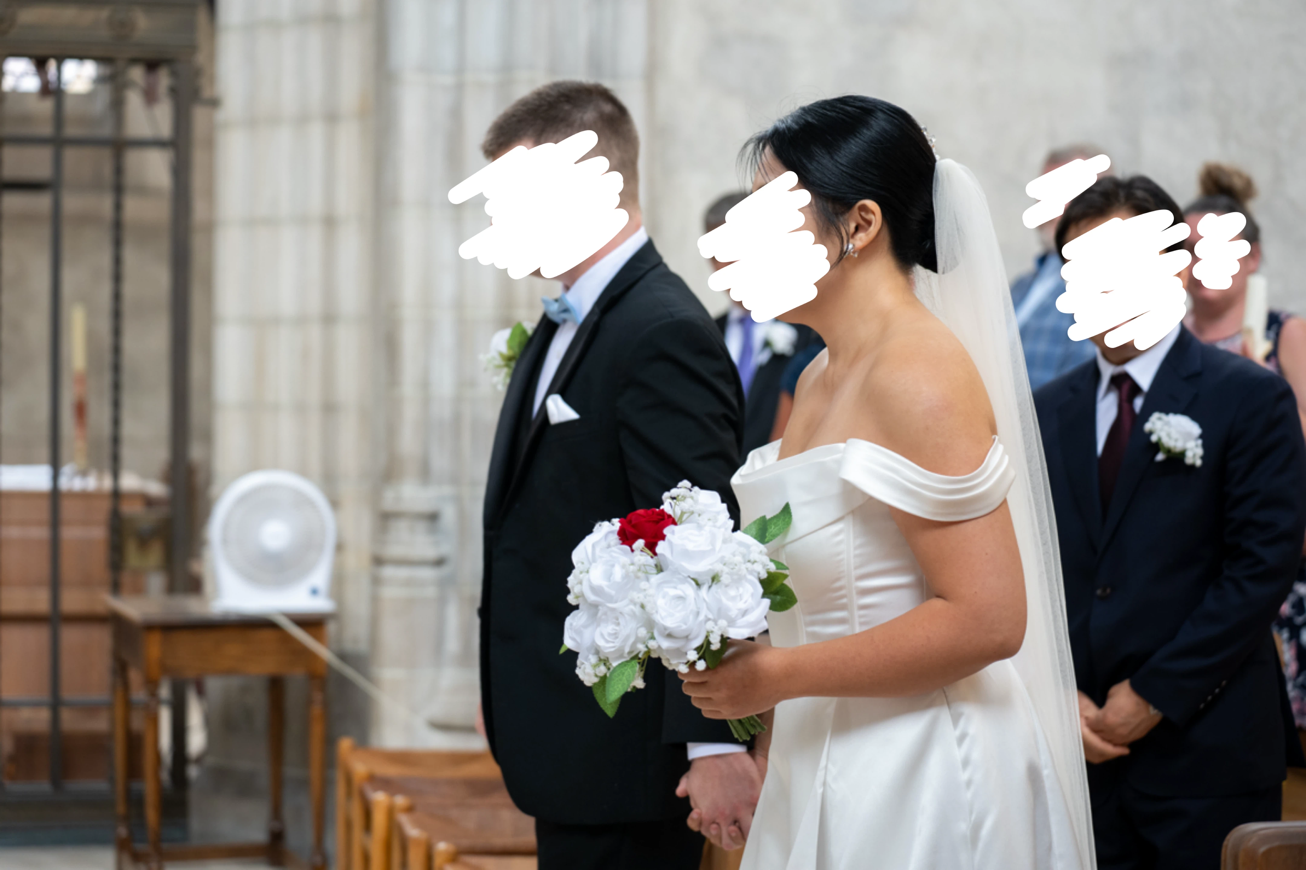 Wedding dress, veil, sash/belt, hair piece - photo 3