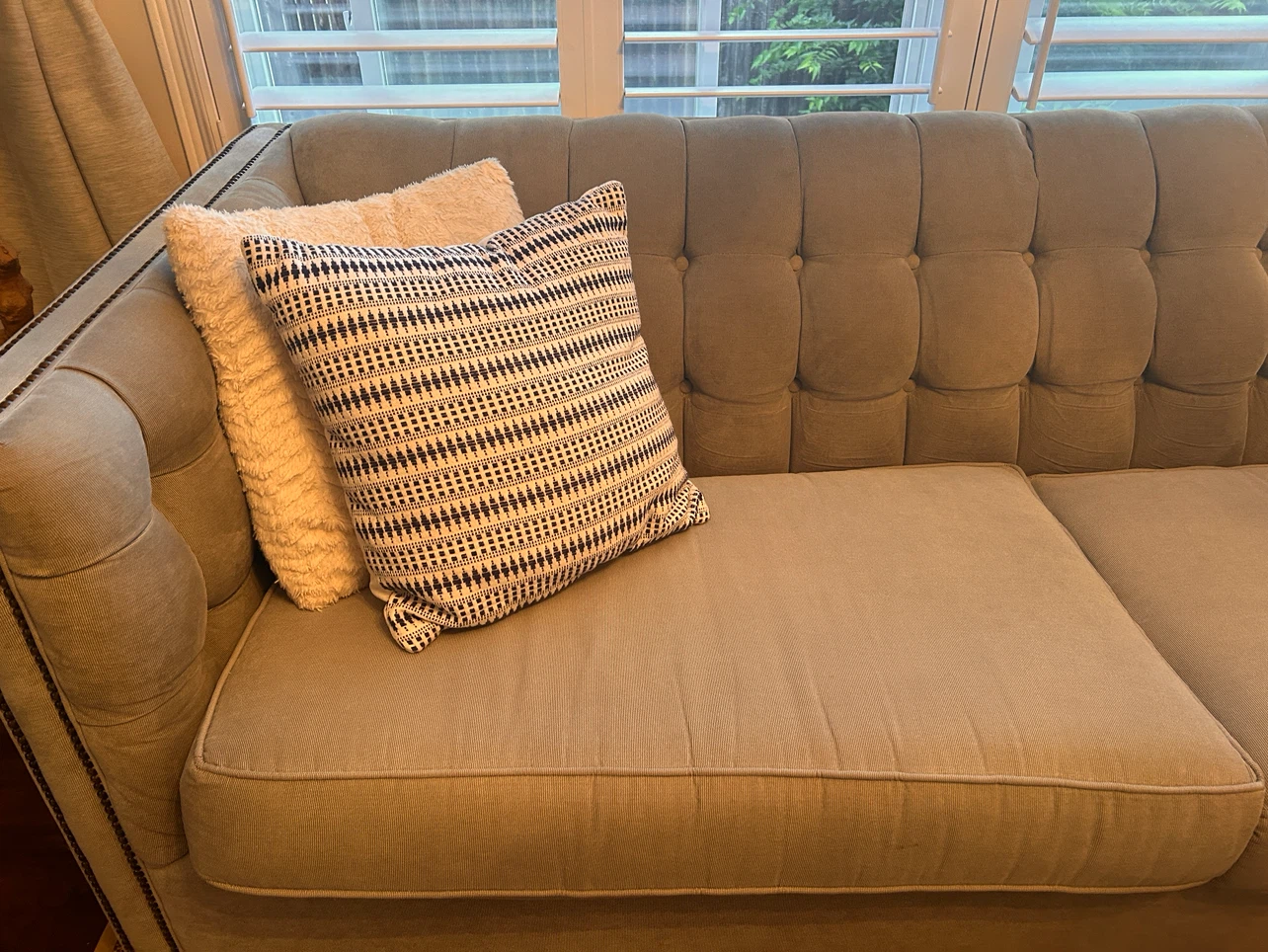 Tufted Back Sofa with Pillows - photo 2