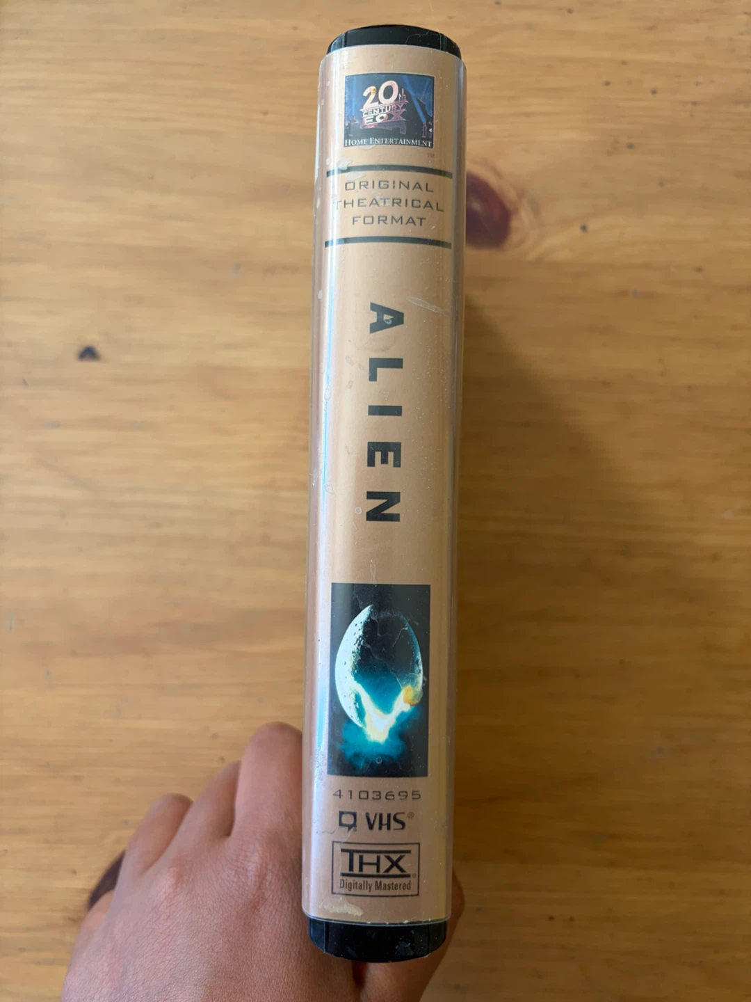 Alien Widescreen VHS Movie - photo 3