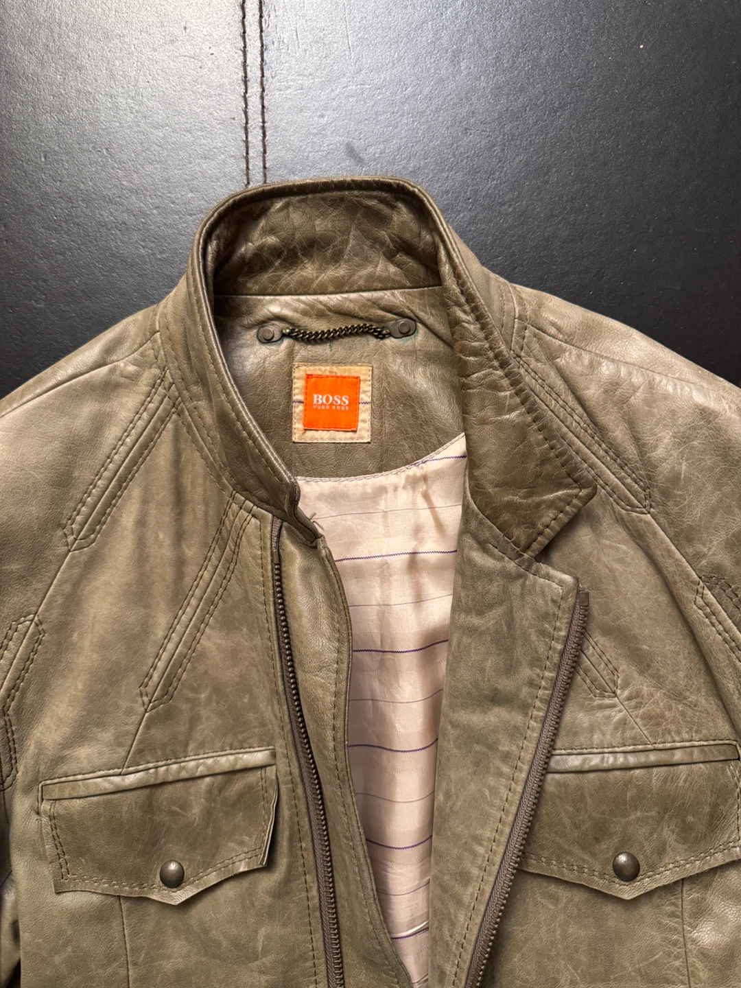 Hugo Boss Leather Jacket - photo 3