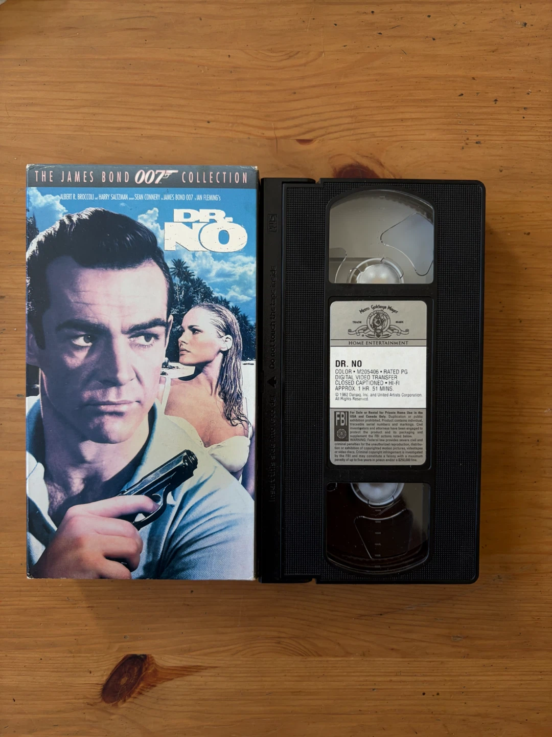 Dr. No James Bond VHS Tape - photo 4
