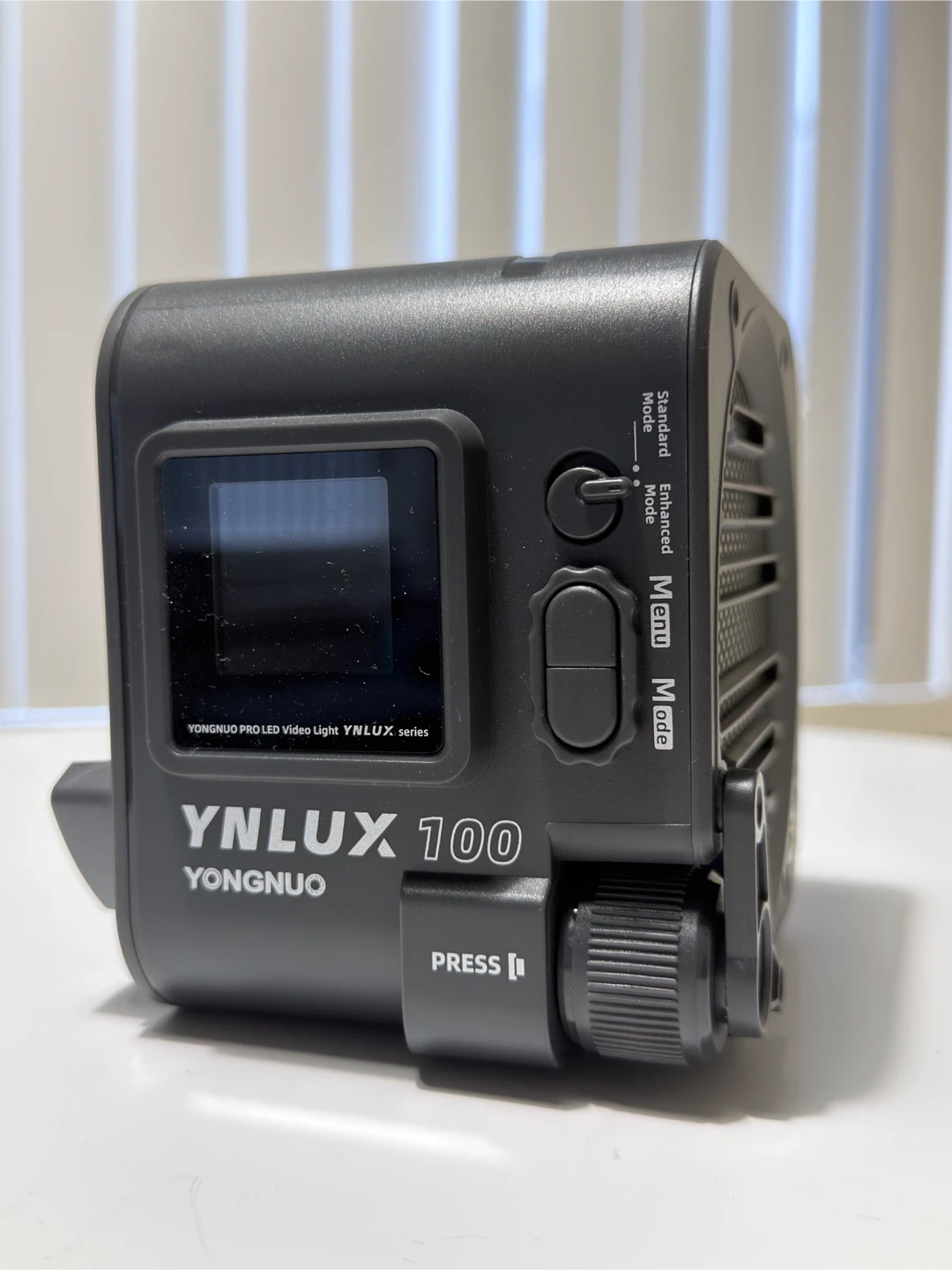 YONGNUO YNLUX 100 LED Video Light - photo 2