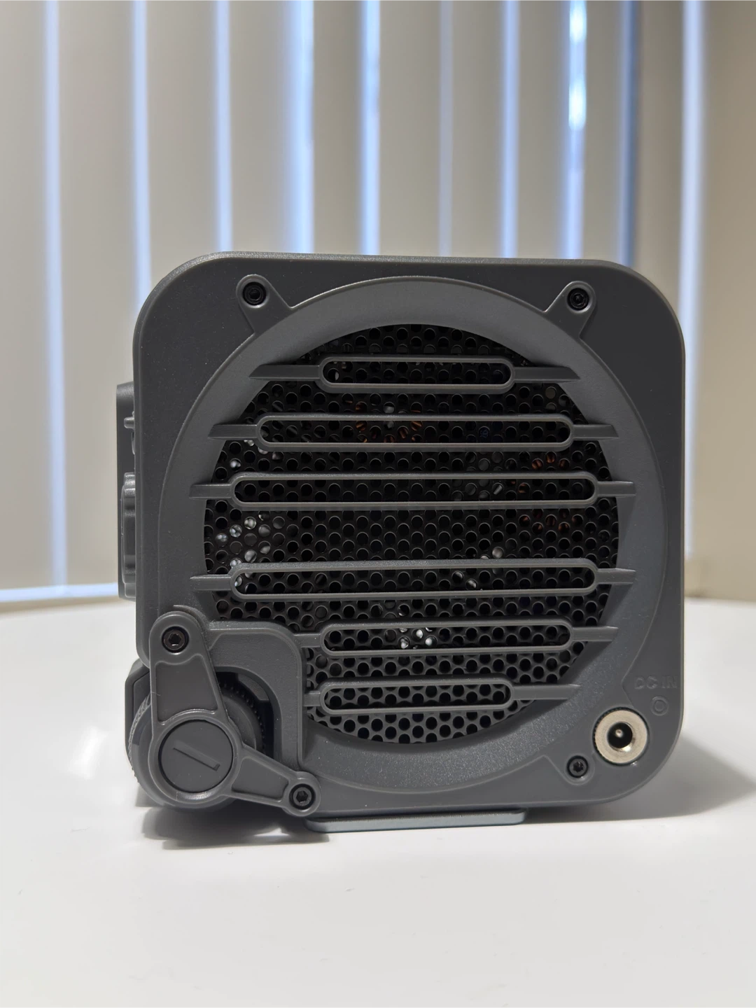 YONGNUO YNLUX 100 LED Video Light - photo 3