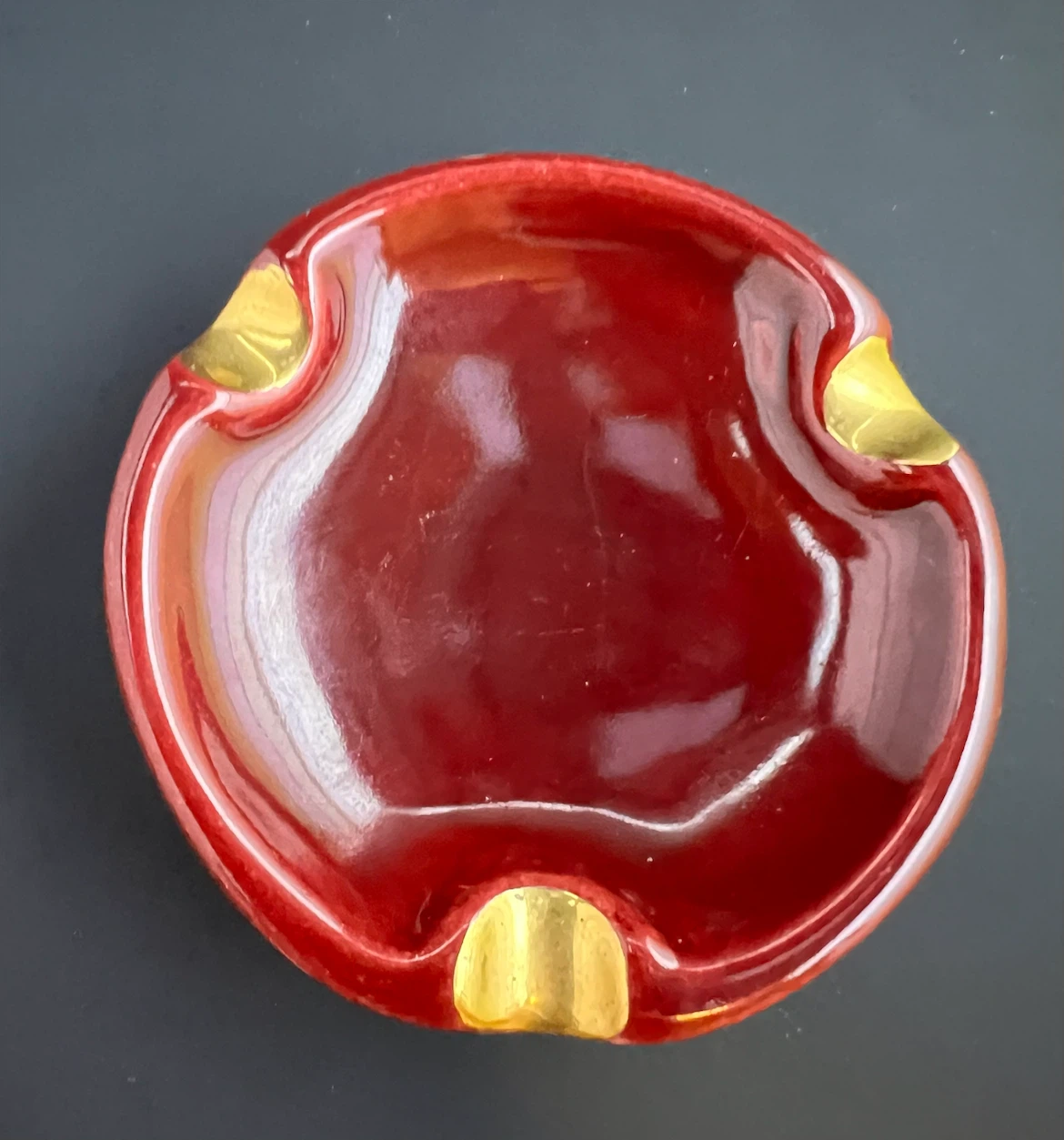 Vintage Red and Gold Ceramic Ashtray/Catchall Dish - photo 2