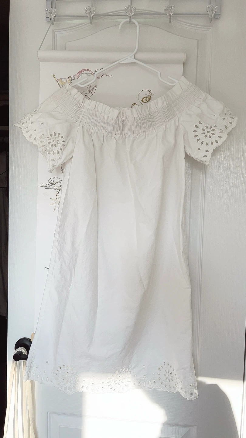 Warehouse White Off-the-Shoulder Broderie Dress - photo 3