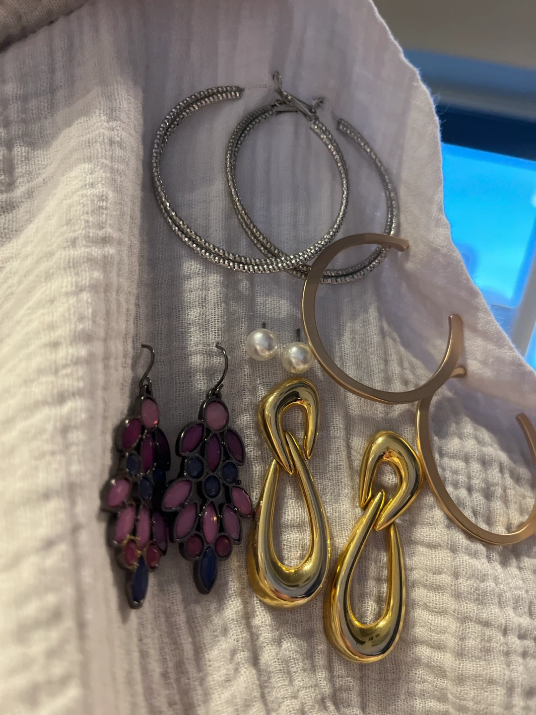 5 PAIR EARRINGS    $5.00 for ALL