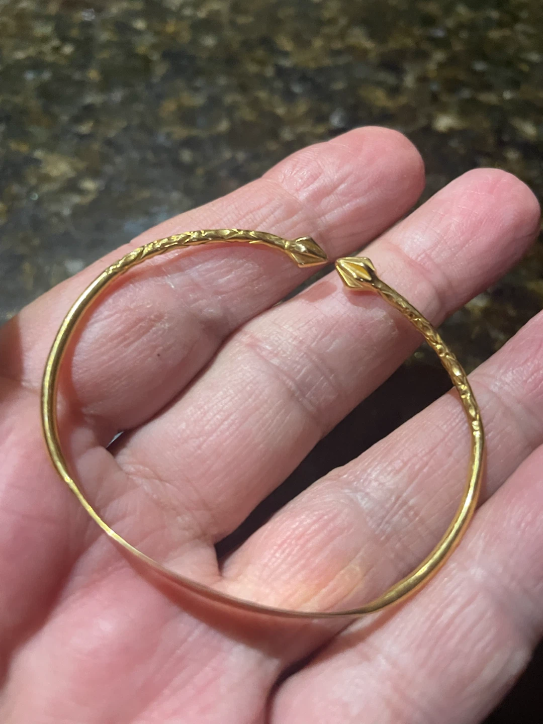 Gold Tone Bangle Bracelet - photo 5