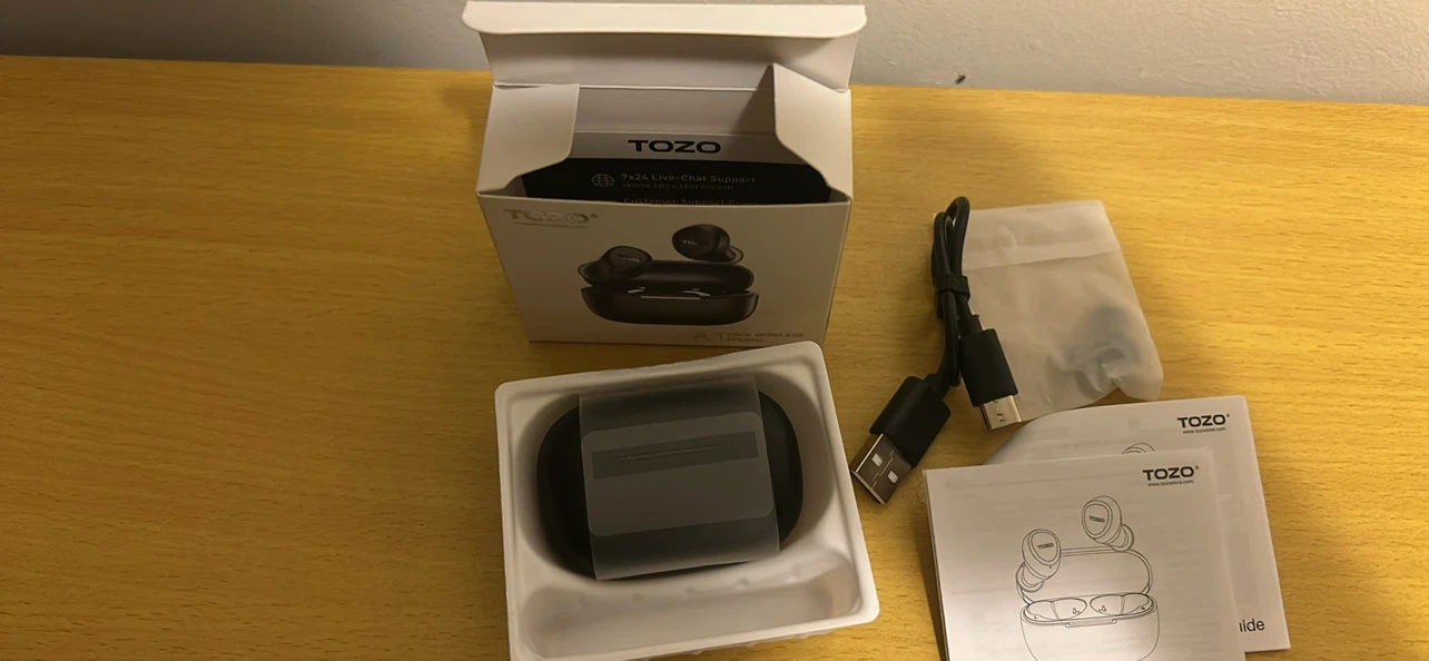 Wireless Stereo Earbuds